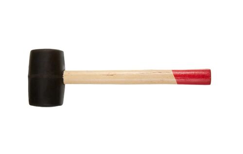 Киянка резиновая 680г с деревянной ручкой черная резина